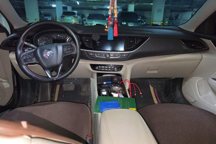 Used Buick Regal 2020 552T Elite Edition Center Console