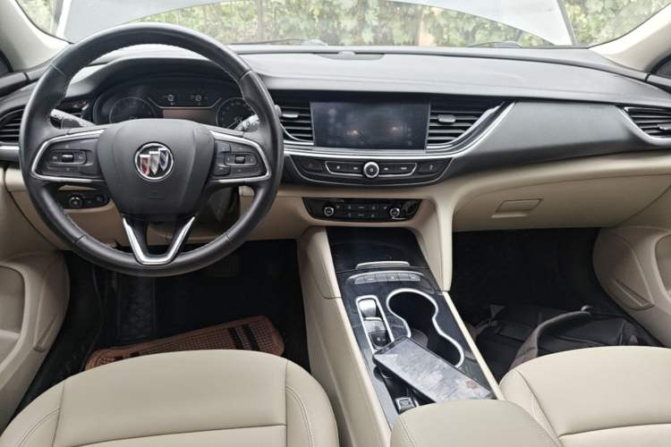 Used Buick Regal 2020 552T Elite Edition Center Console