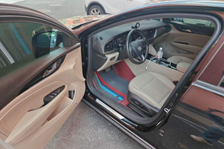 Used Buick Regal 2020 552T Elite Edition Driver Seat