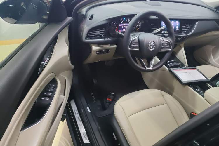 Used Buick Regal 2020 552T Elite Edition Driver Seat