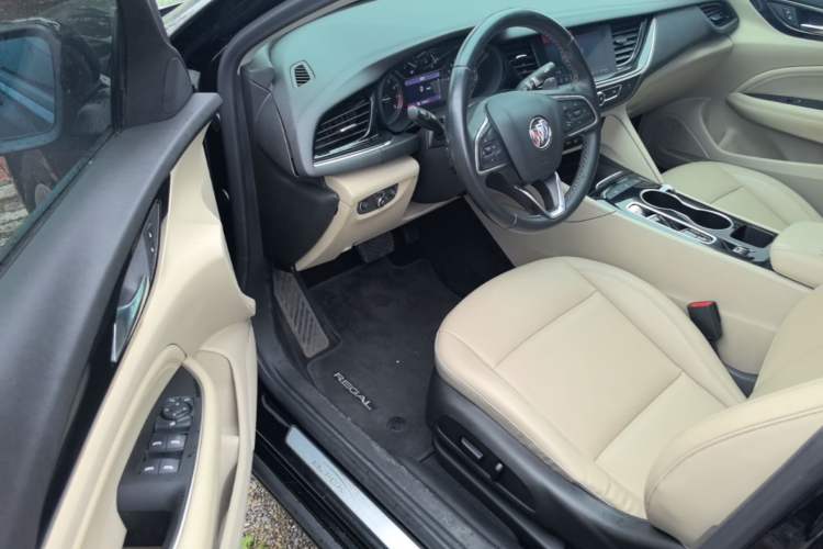Used Buick Regal 2020 552T Elite Edition Driver Seat