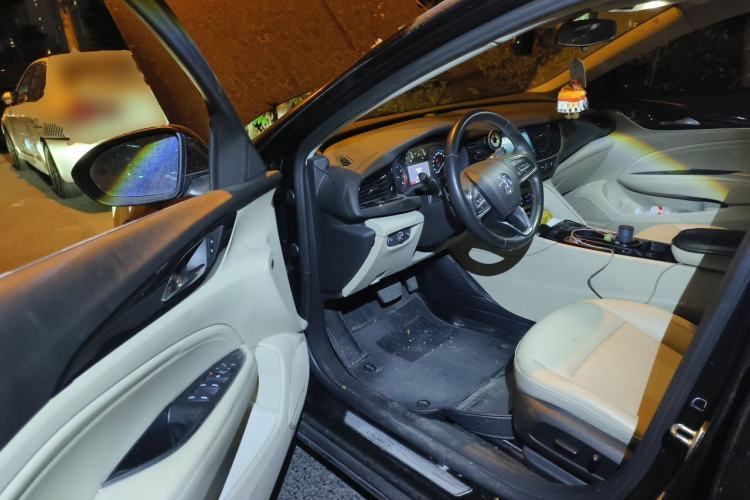 Used Buick Regal 2020 552T Elite Edition Driver Seat