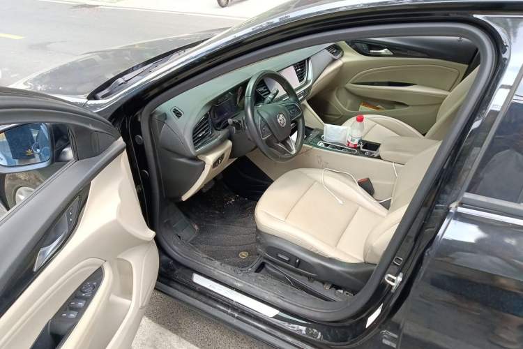 Used Buick Regal 2020 552T Elite Edition Driver Seat