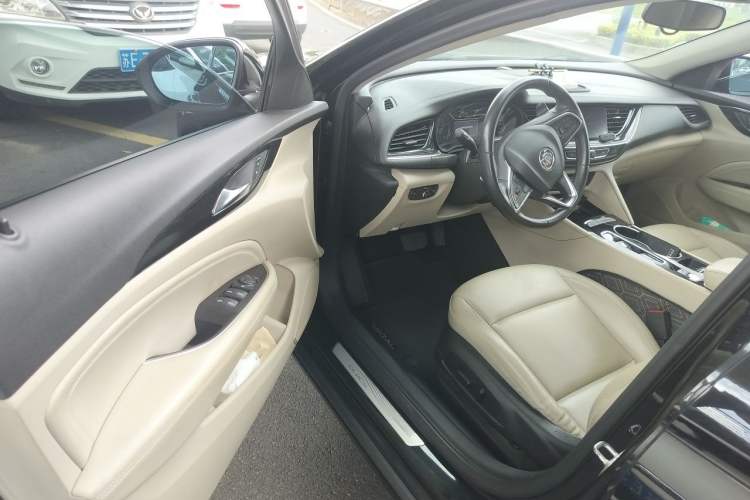 Used Buick Regal 2020 552T Elite Edition Driver Seat