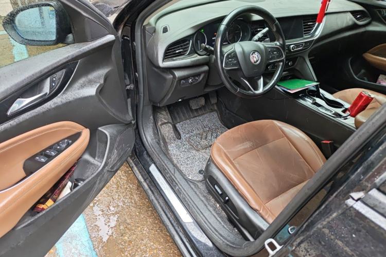 Used Buick Regal 2020 552T Luxury Version Driver Seat