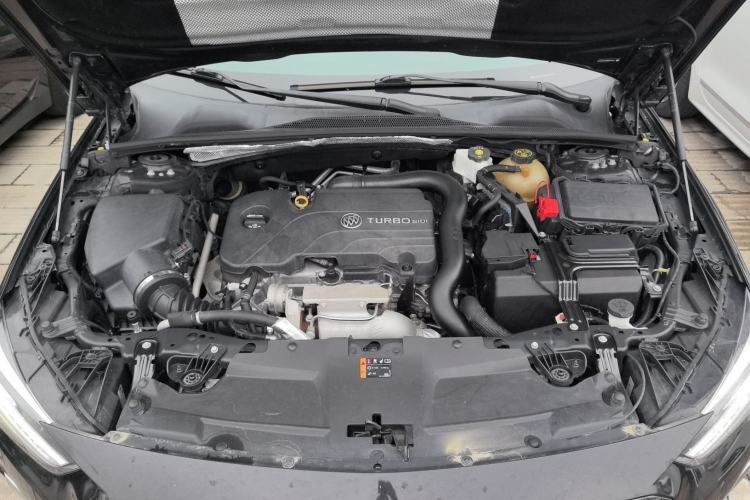 Used Buick Regal 2020 552T Elite Edition Engine Bay