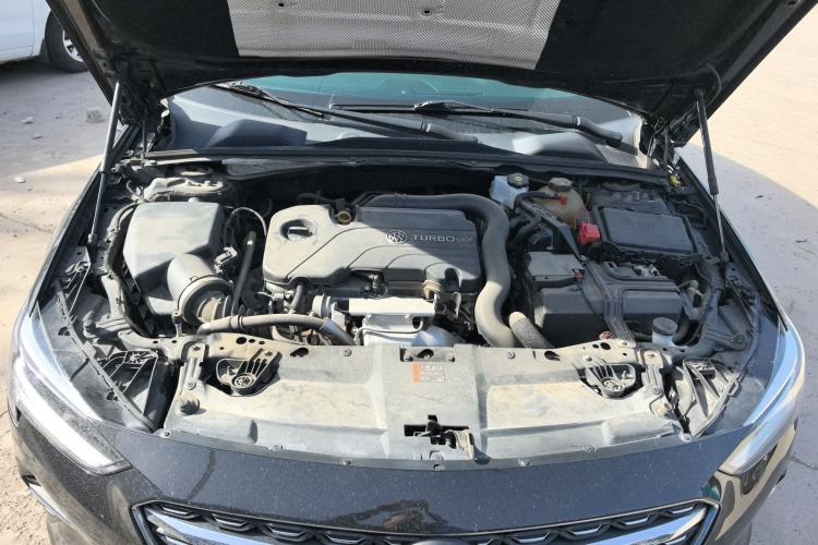 Used Buick Regal 2020 552T Elite Edition Engine Bay