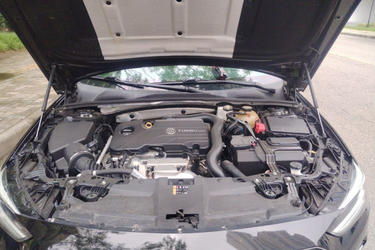 Used Buick Regal 2020 552T Elite Edition Engine Bay