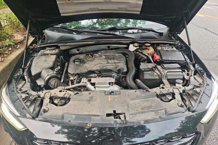Used Buick Regal 2020 552T Elite Edition Engine Bay