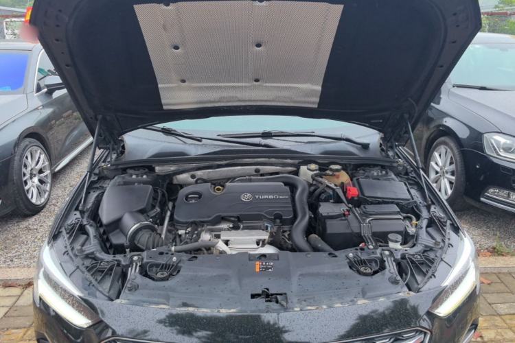 Used Buick Regal 2020 552T Elite Edition Engine Bay