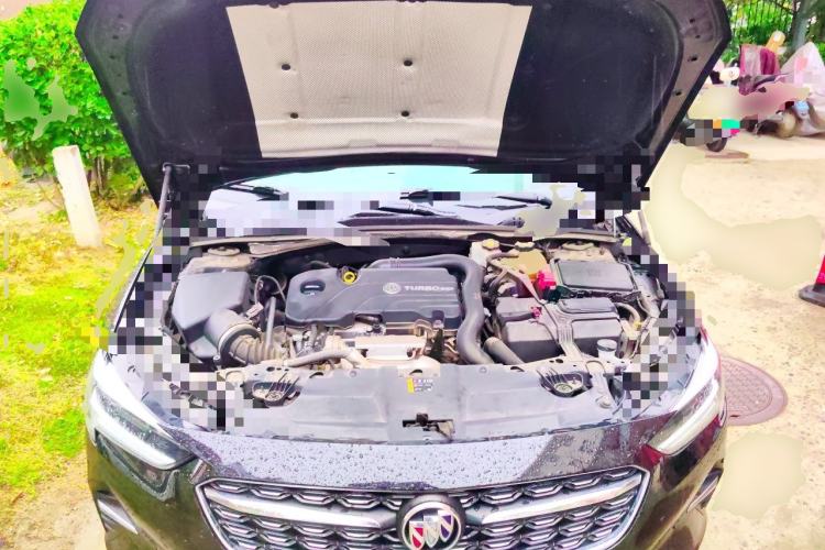 Used Buick Regal 2020 552T Elite Edition Engine Bay