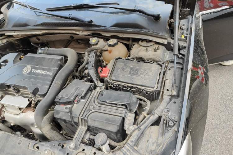 Used Buick Regal 2020 552T Elite Edition Engine Bay Left