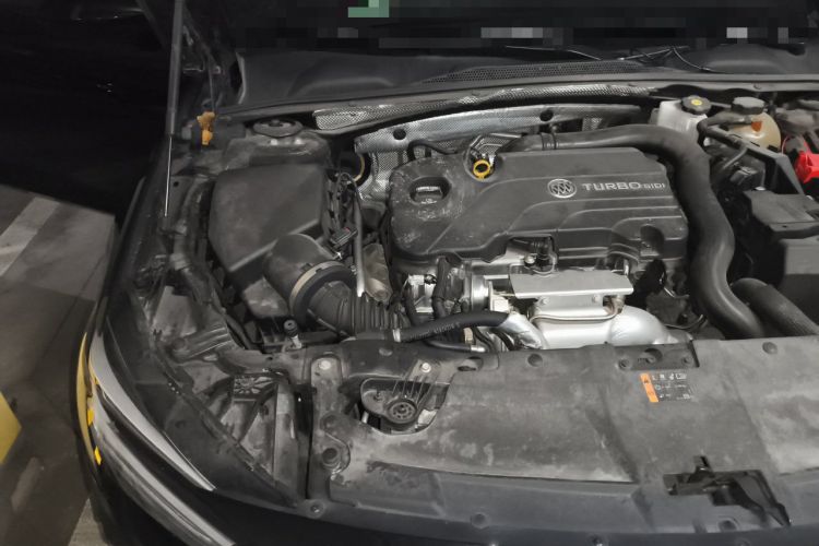 Used Buick Regal 2020 552T Elite Edition Engine Bay Right