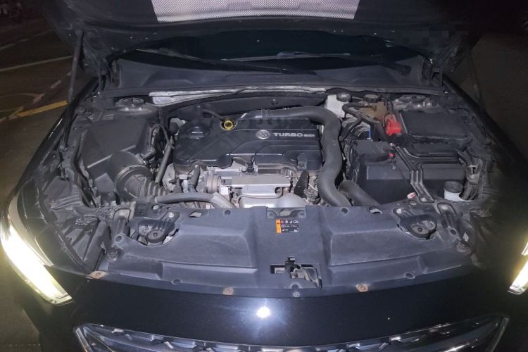 Used Buick Regal 2020 552T Elite Edition Engine Bay