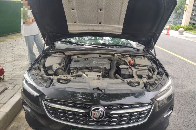 Used Buick Regal 2020 552T Luxury Version Engine Bay