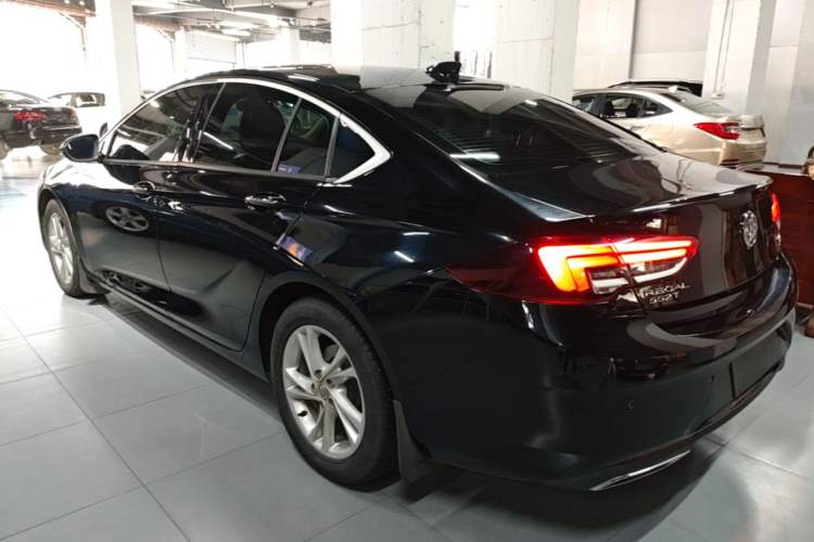 Used Buick Regal 2020 552T Luxury Version Exterior 2