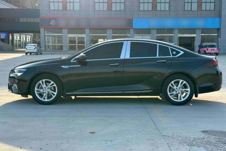 Used Buick Regal 2020 552T Elite Edition Exterior 7