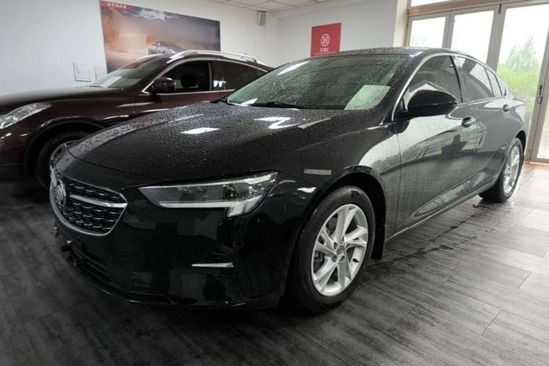 Used Buick Regal 2020 552T Elite Edition Front Left 45 Deg