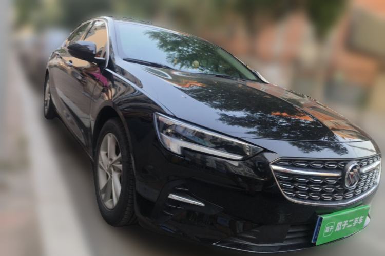Used Buick Regal 2020 552T Elite Edition Front Right 45 Deg