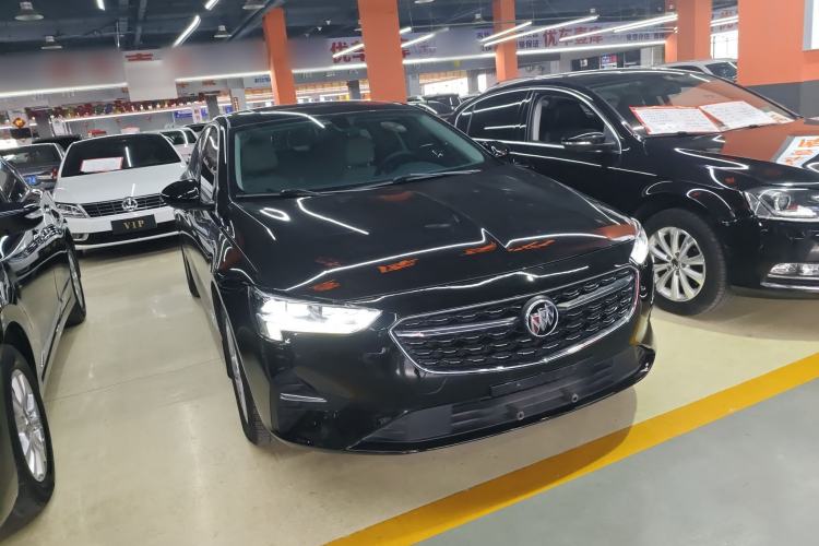 Used Buick Regal 2020 552T Elite Edition Front Right 45 Deg