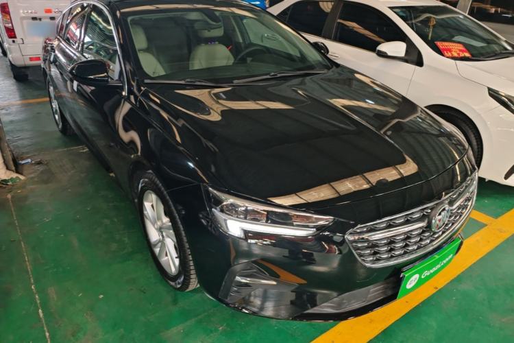 Used Buick Regal 2020 552T Elite Edition Front Right 45 Deg