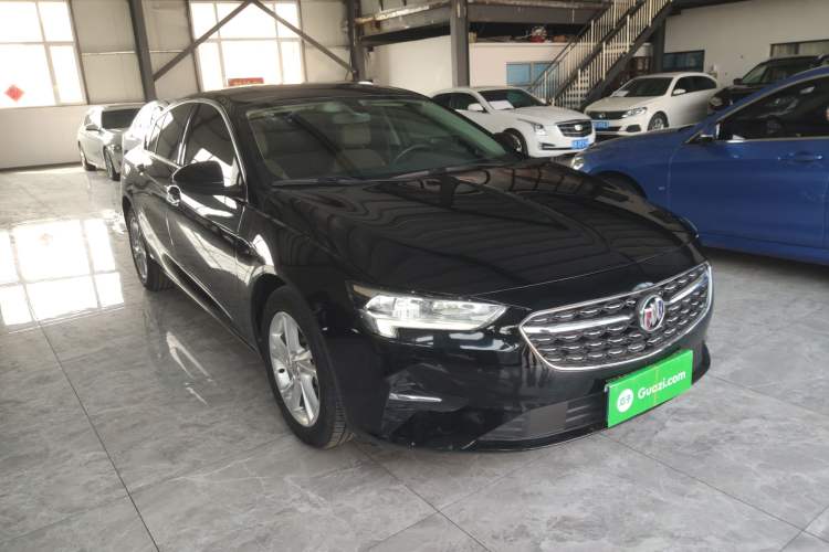 Used Buick Regal 2020 552T Luxury Version Front Right 45 Deg