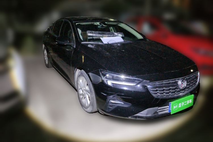 Used Buick Regal 2020 552T Luxury Version Front Right 45 Deg