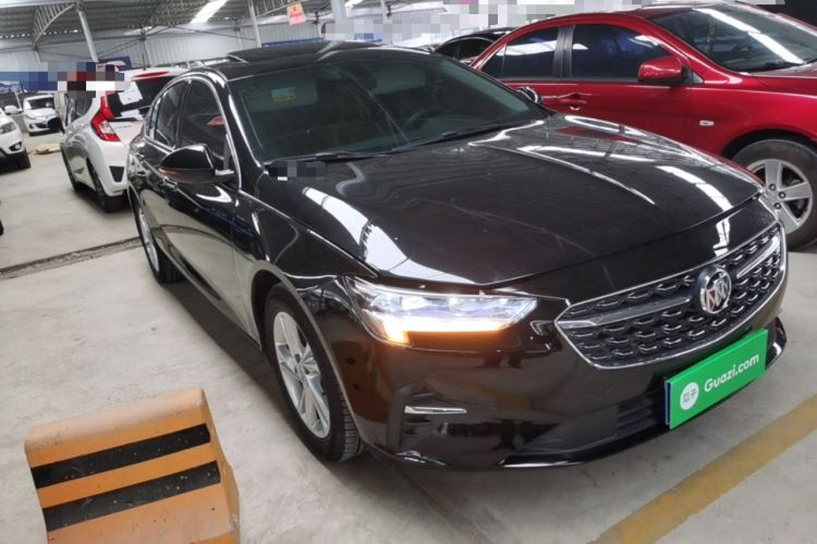Used Buick Regal 2020 552T Luxury Version Front Right 45 Deg