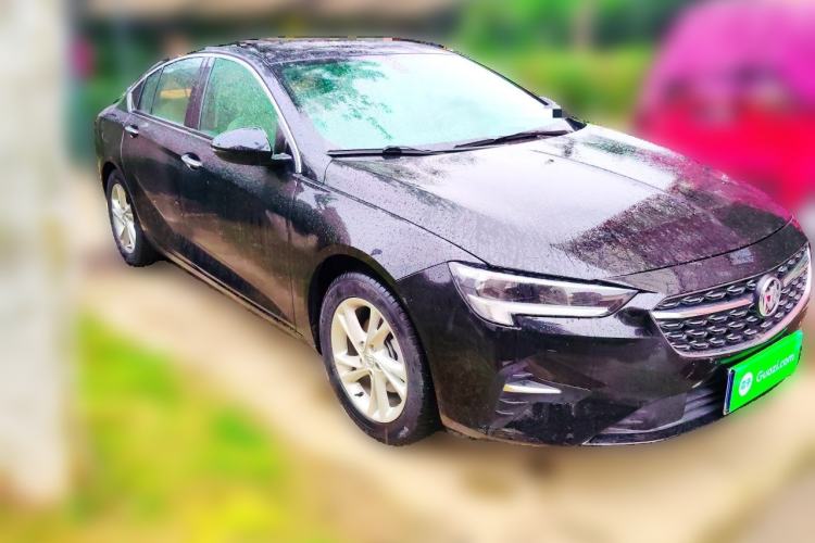 Used Buick Regal 2020 552T Elite Edition Front Right 45 Deg