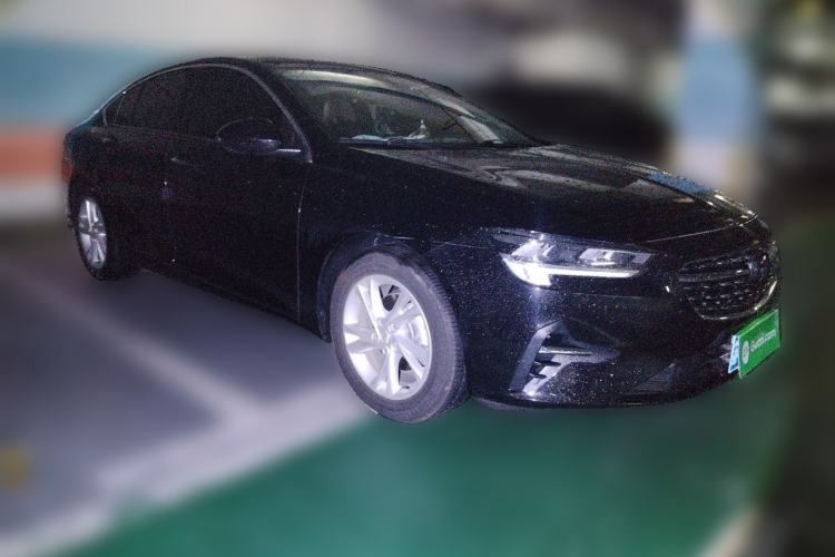 Used Buick Regal 2020 552T Luxury Version Front Right 45 Deg