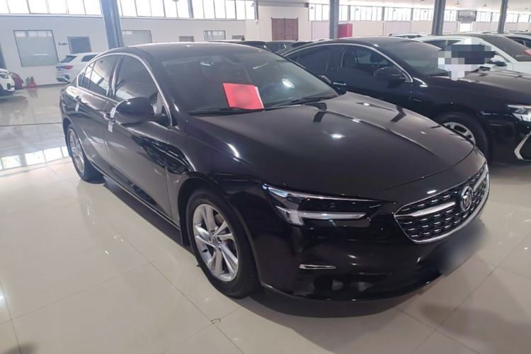 Used Buick Regal 2020 552T Luxury Version Front Right 45 Deg