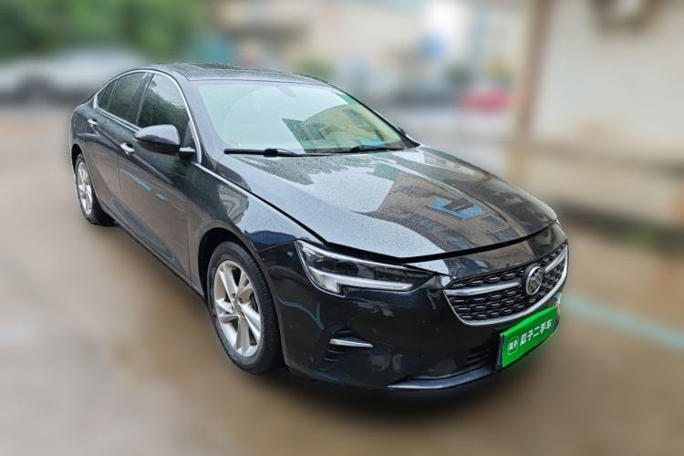 Used Buick Regal 2020 552T Luxury Version Front Right 45 Deg