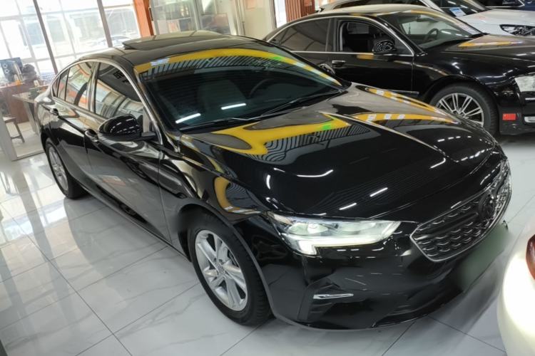 Used Buick Regal 2020 552T Elite Edition Front Right 45 Deg