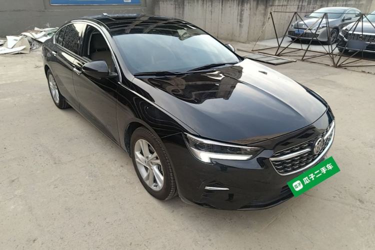 Used Buick Regal 2020 552T Elite Edition Front Right 45 Deg