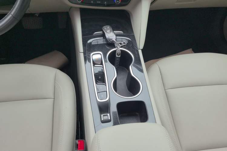 Used Buick Regal 2020 552T Elite Edition Gear Lever