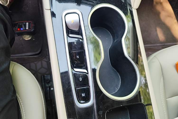Used Buick Regal 2020 552T Elite Edition Gear Lever