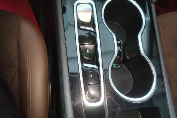 Used Buick Regal 2020 552T Luxury Version Gear Lever