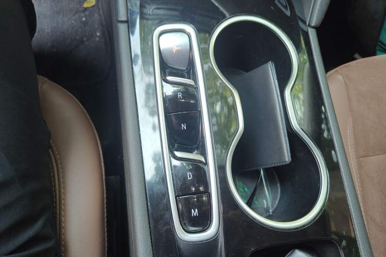 Used Buick Regal 2020 552T Luxury Version Gear Lever