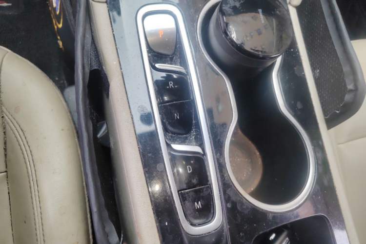 Used Buick Regal 2020 552T Elite Edition Gear Lever