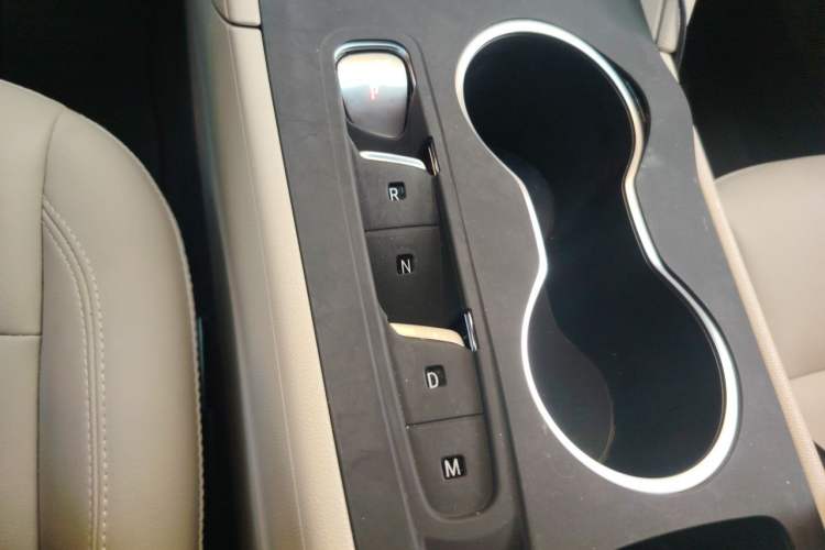 Used Buick Regal 2020 552T Elite Edition Gear Lever