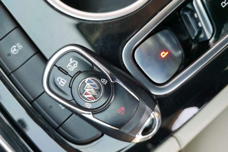 Used Buick Regal 2020 552T Elite Edition Interior 1