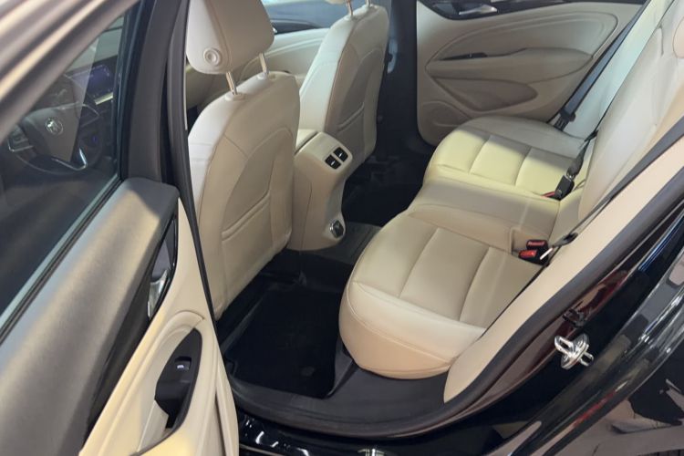 Used Buick Regal 2020 552T Elite Edition Interior 2