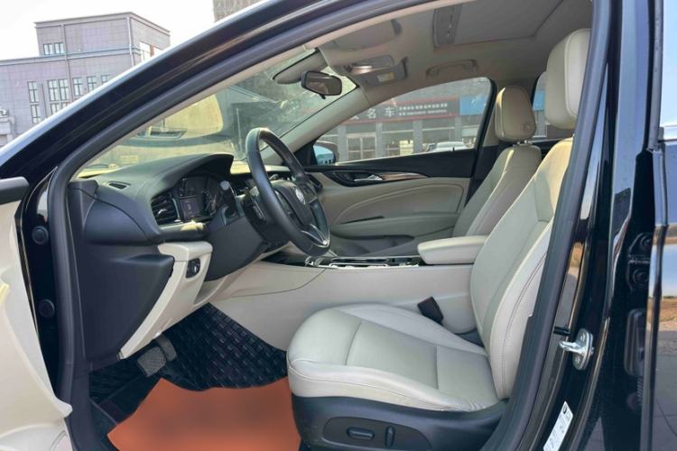 Used Buick Regal 2020 552T Elite Edition Interior 3
