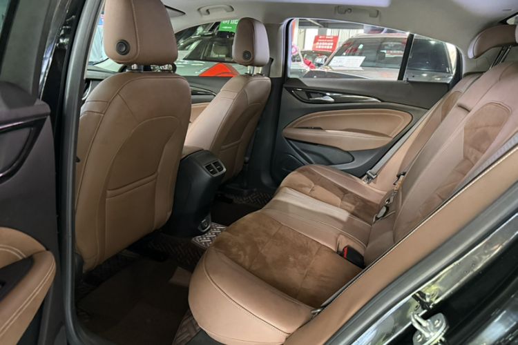 Used Buick Regal 2020 552T Luxury Version Interior 4