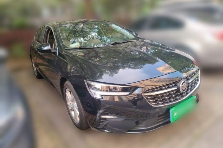 Used Buick Regal 2020 552T Elite Edition Interior 4