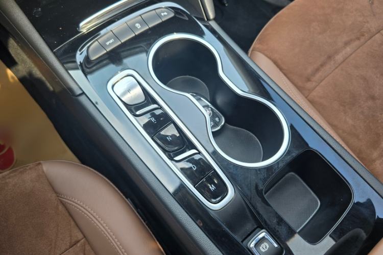 Used Buick Regal 2020 552T Luxury Version Interior 7