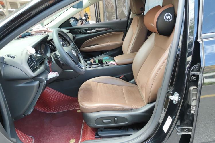 Used Buick Regal 2020 552T Luxury Version Left Front Seat