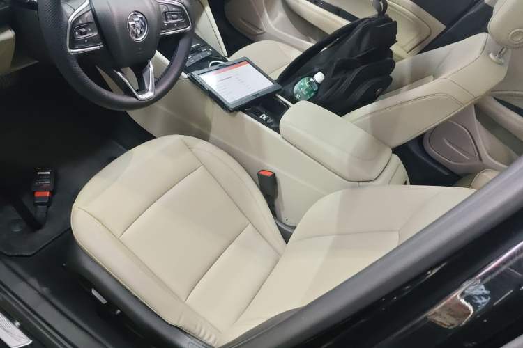 Used Buick Regal 2020 552T Elite Edition Left Front Seat