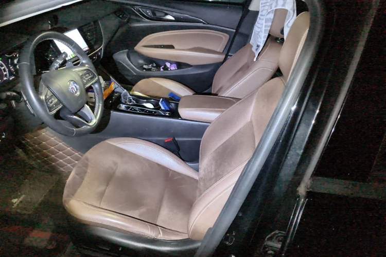 Used Buick Regal 2020 552T Luxury Version Left Front Seat