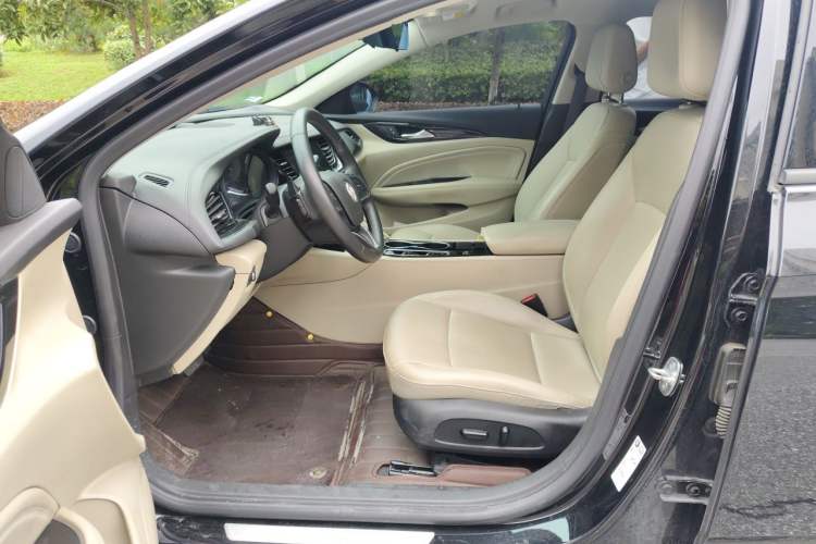 Used Buick Regal 2020 552T Elite Edition Left Front Seat